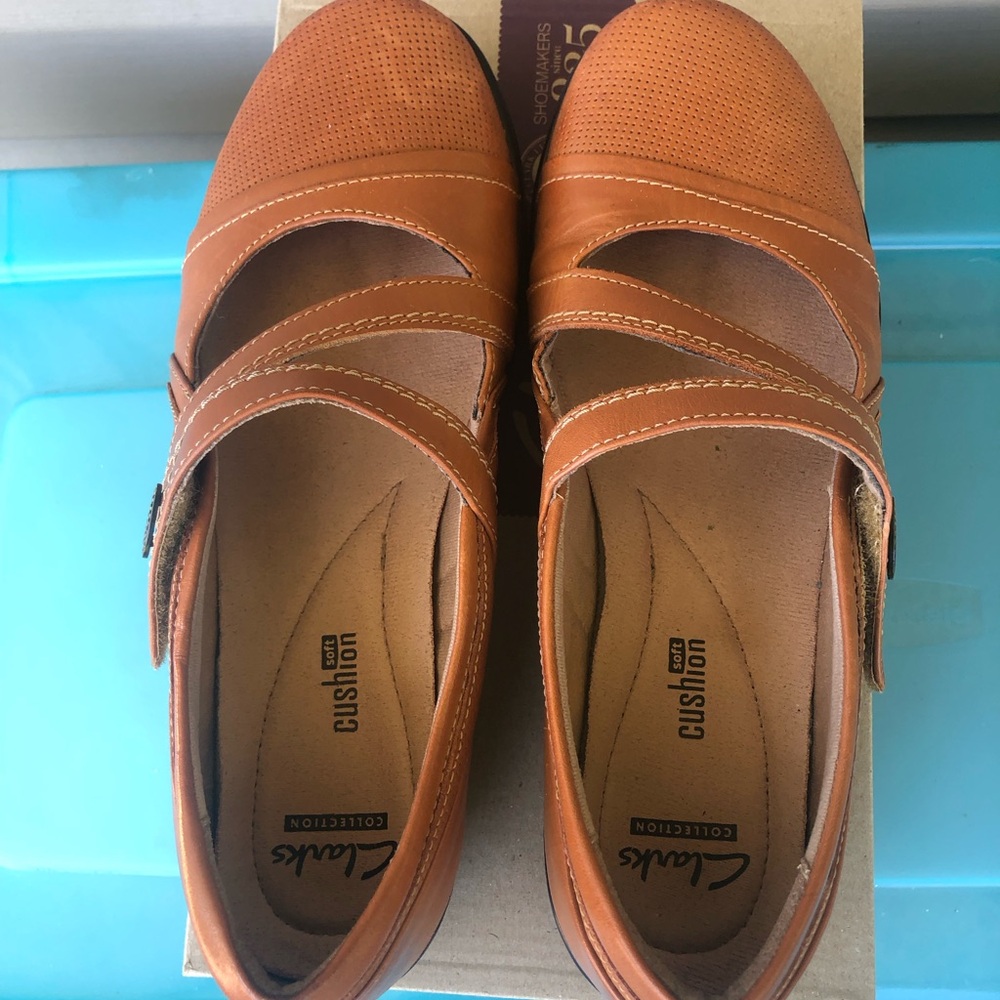 Clarks Tan Leather Footwear